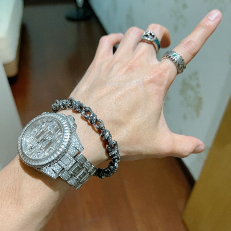 Ba1en*iaga bracelets